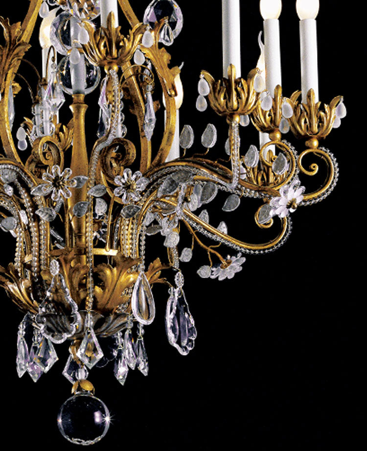 Lampadario stile classico Olimpia in ferro battuto e cristalli lucidi e opachi Ollimpia