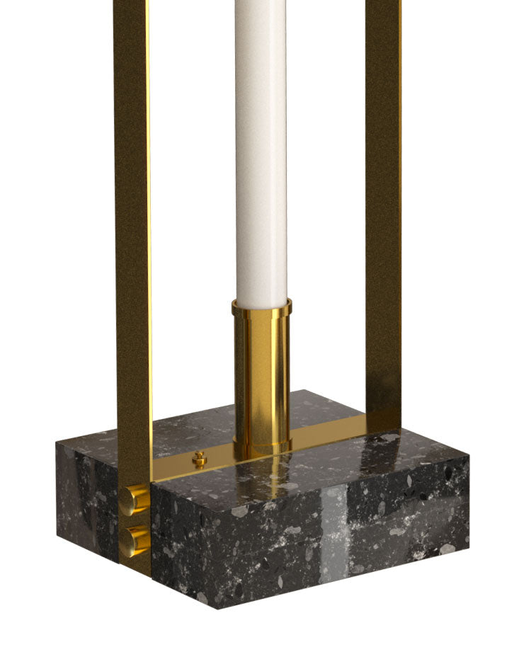 lampada da terra in ferro battuto Capsule Gold con base in marmo nero